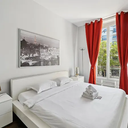 Chic Apartment Near Arc De Triomphe Appartamento *