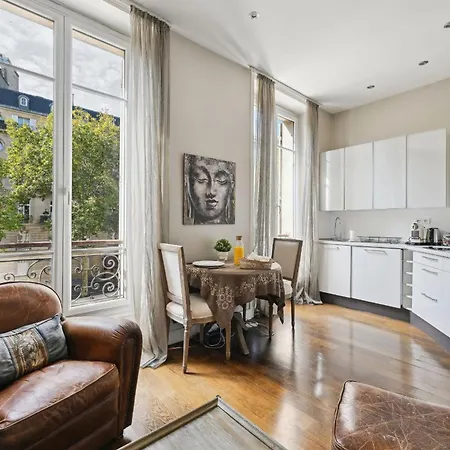 Appartamento Chic Apartment Near Arc De Triomphe