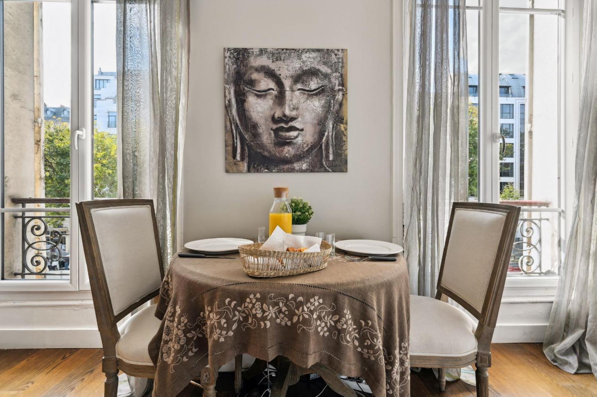 Apartment Chic Apartment Near Arc De Triomphe