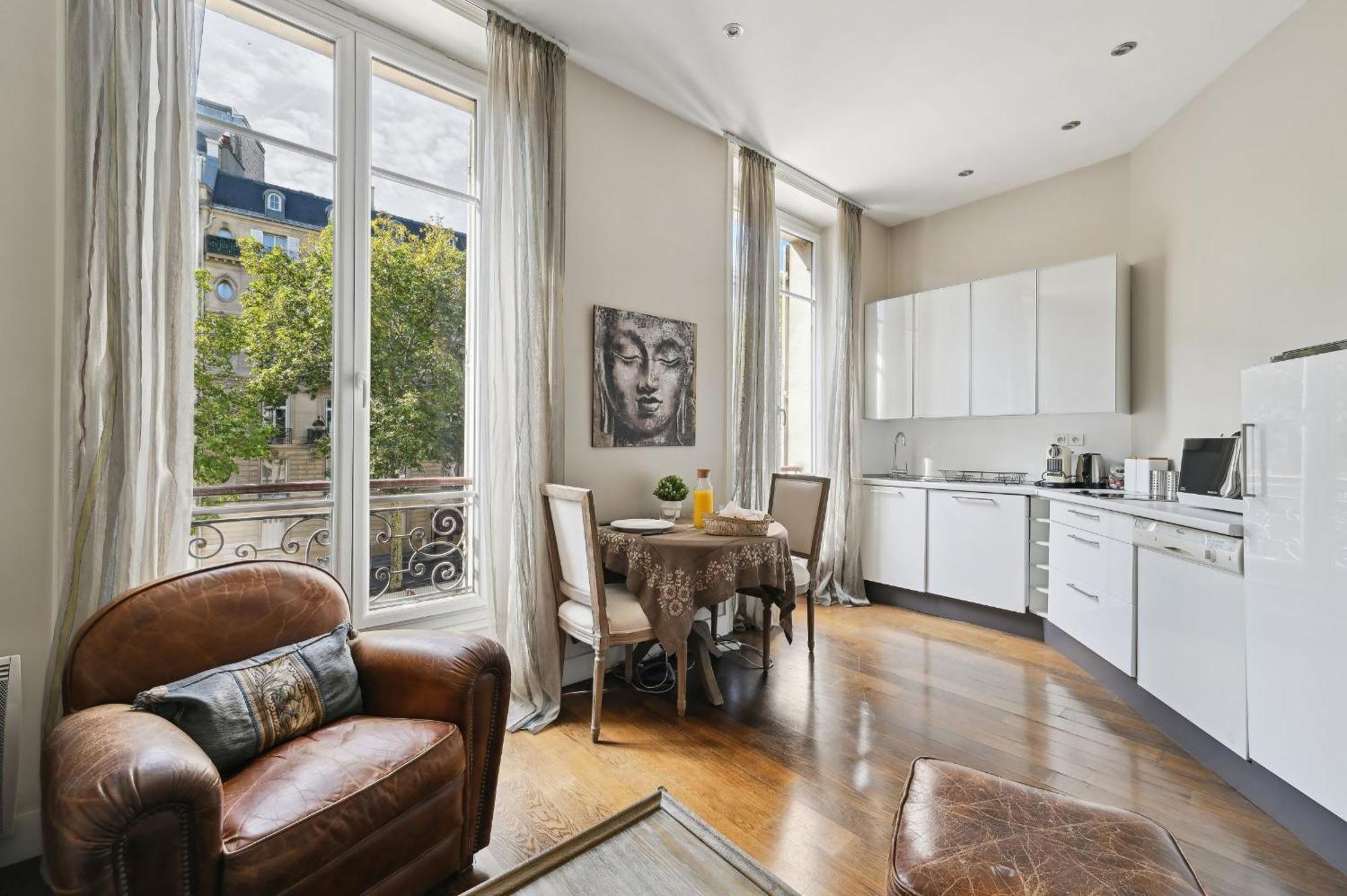 Apartment Chic Apartment Near Arc De Triomphe